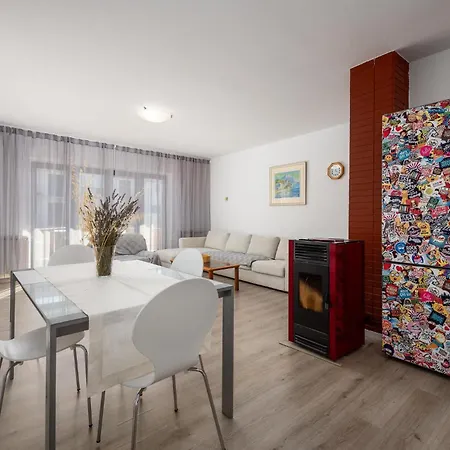 Beautiful In With Wifi *