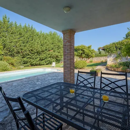 Holiday home Beautiful In With Wifi Porec