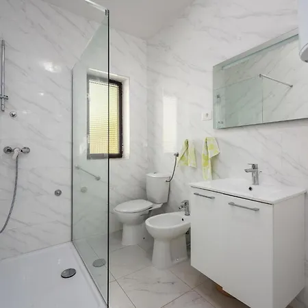 Vakantiehuis Beautiful In With Wifi