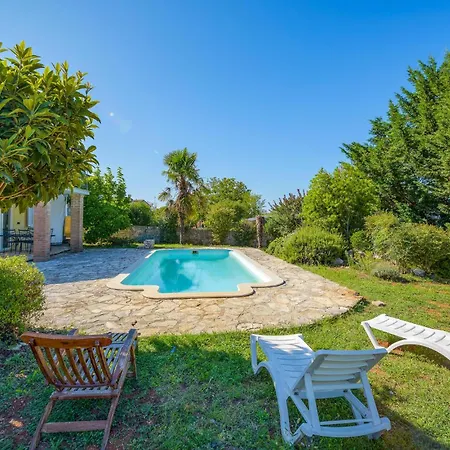 Vakantiehuis Beautiful In With Wifi *